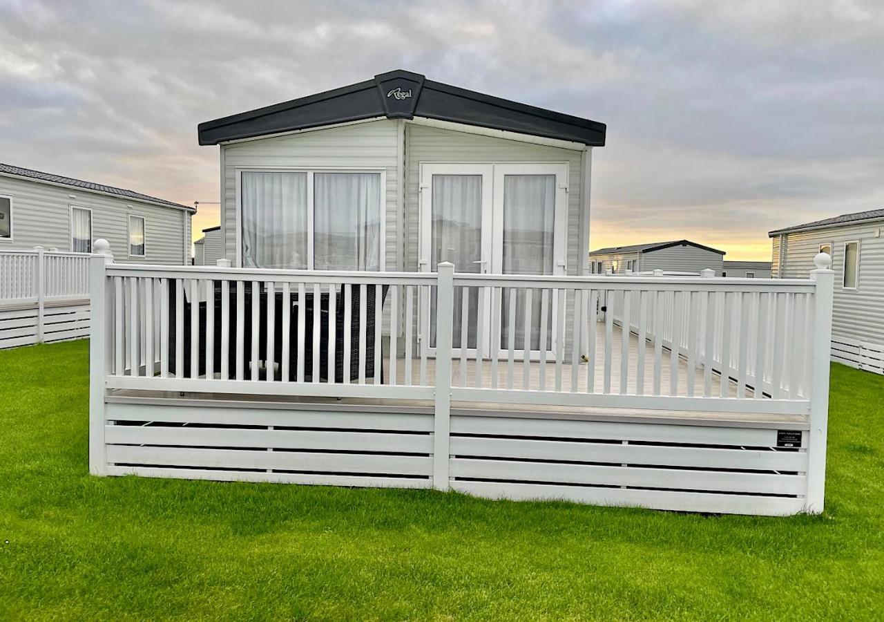 Luxury 3 Bedroom Caravan Between Perranporth And Newquay, Cornwall Ньюки Экстерьер фото