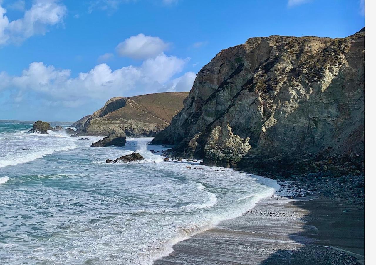 Luxury 3 Bedroom Caravan Between Perranporth And Newquay, Cornwall Ньюки Экстерьер фото